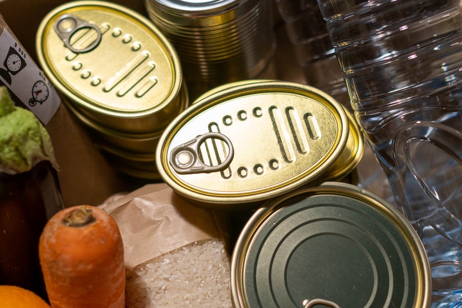 Good and Bad Canned Food for Weight Loss